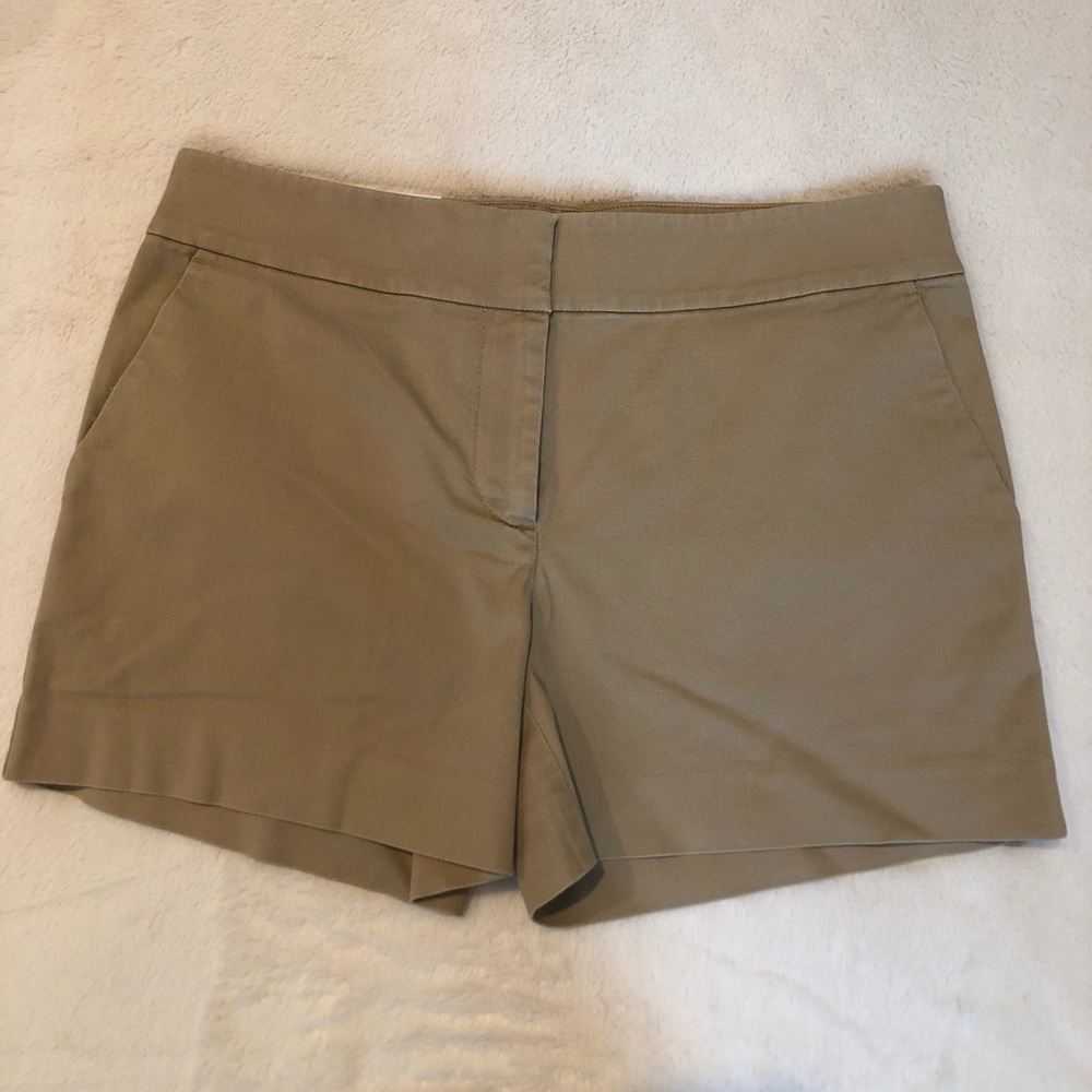 Ann Taylor Loft - the Riviera Short - NWT
